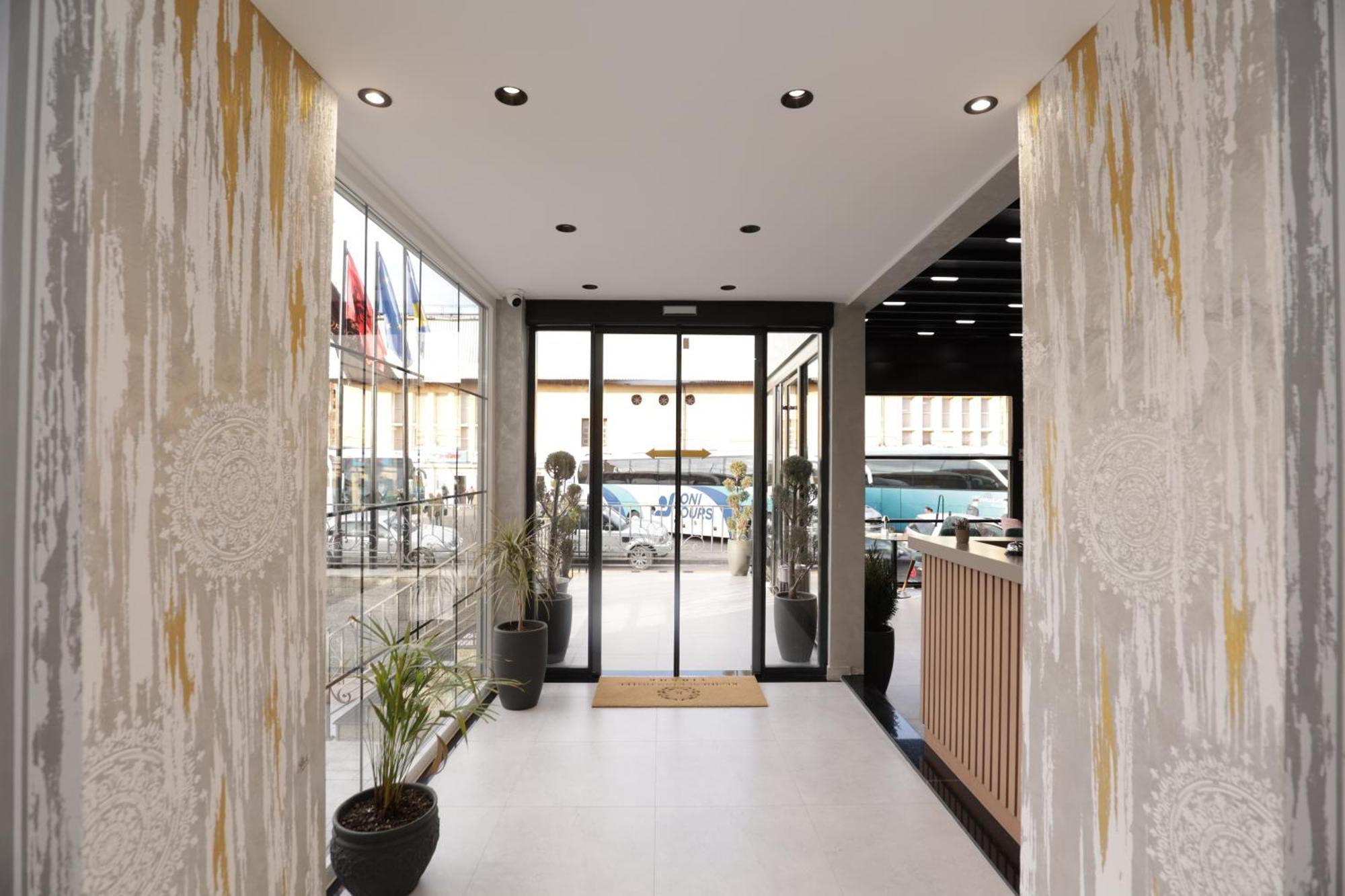 Residence Inn Тирана Экстерьер фото